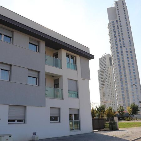 Foxxy Luxury Apartments 斯科普里 外观 照片