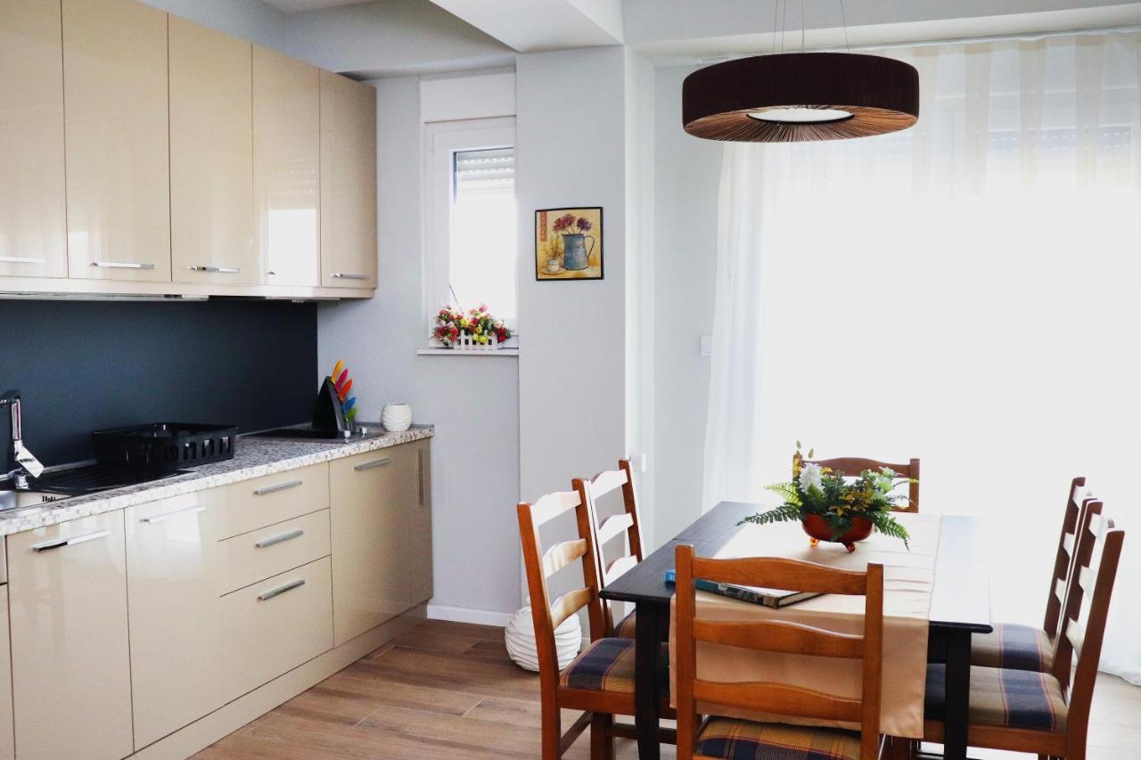 Foxxy Luxury Apartments 斯科普里 外观 照片